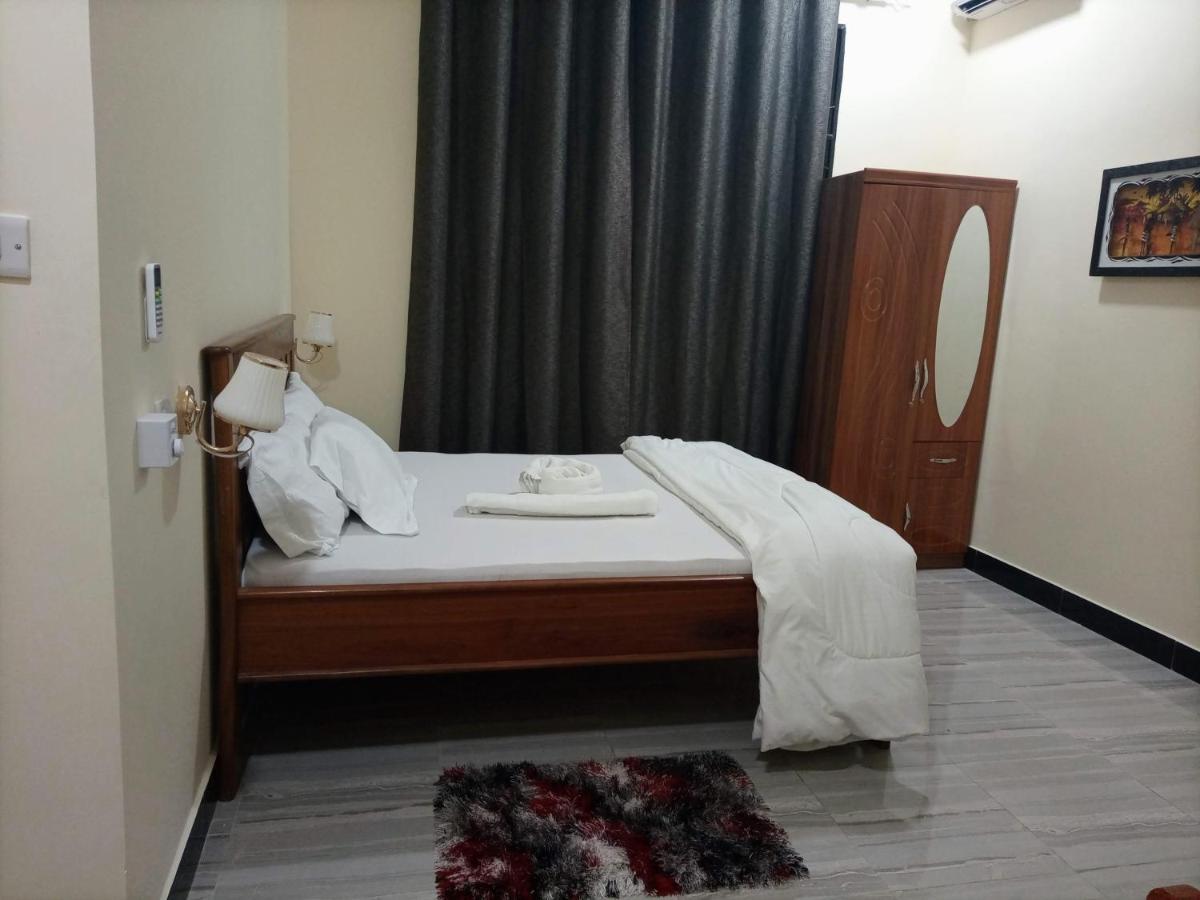 Chibuba Airport Accommodation Дар-ес-Салам Екстер'єр фото