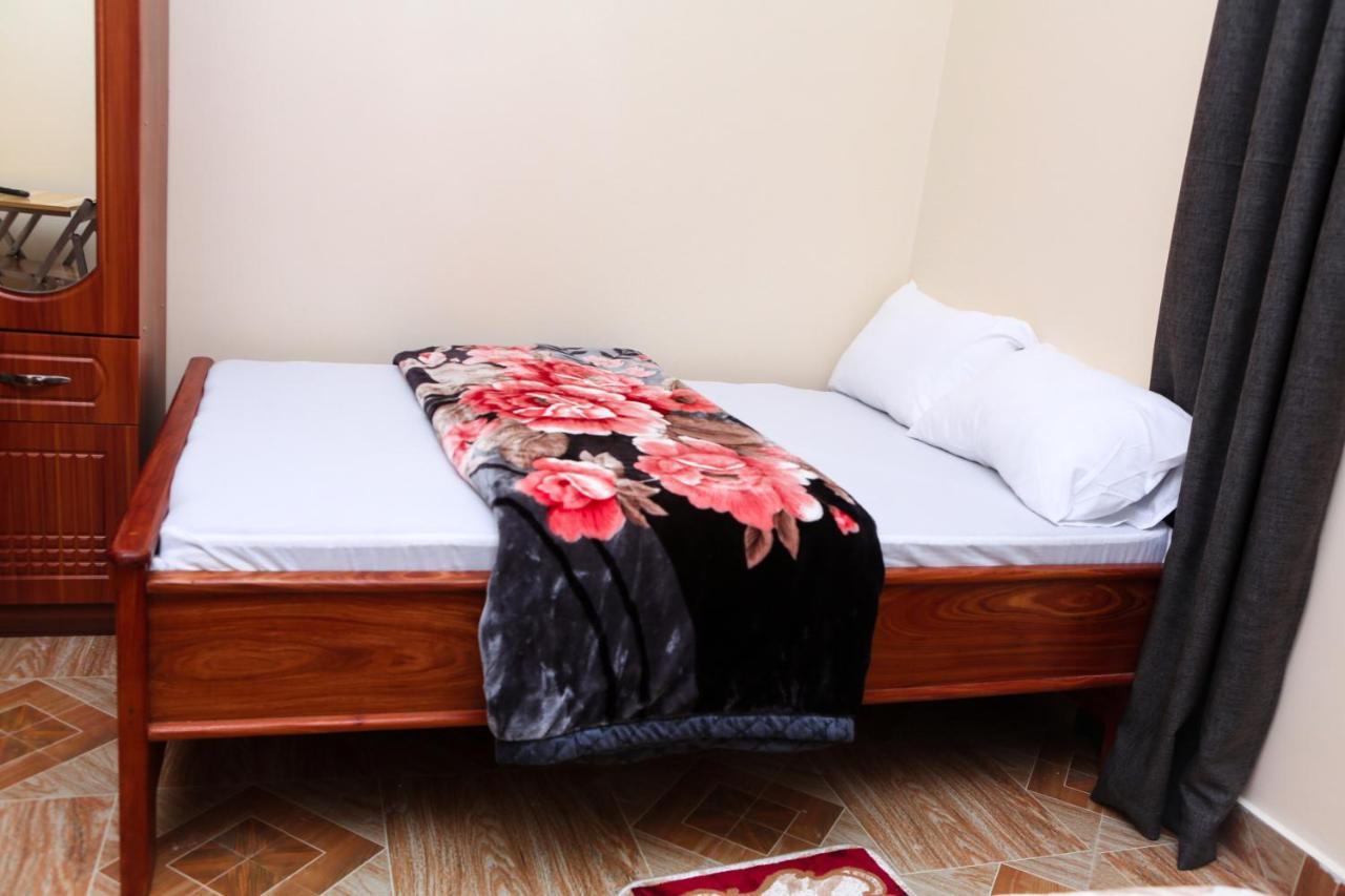 Chibuba Airport Accommodation Дар-ес-Салам Екстер'єр фото
