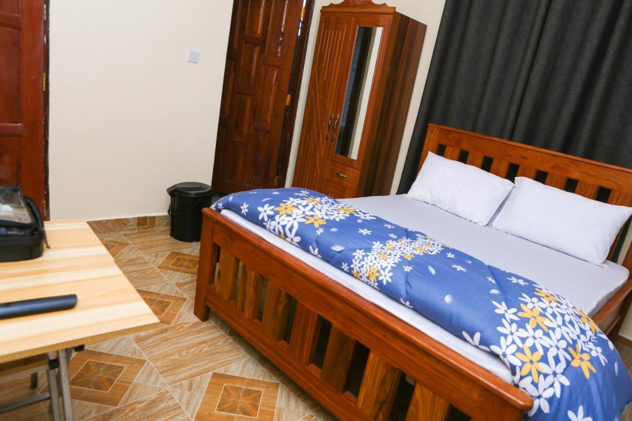 Chibuba Airport Accommodation Дар-ес-Салам Екстер'єр фото
