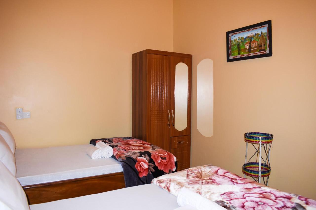 Chibuba Airport Accommodation Дар-ес-Салам Екстер'єр фото